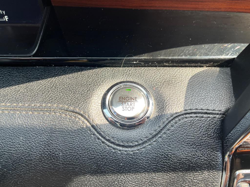2018 Lincoln Navigator Select - Photo 19