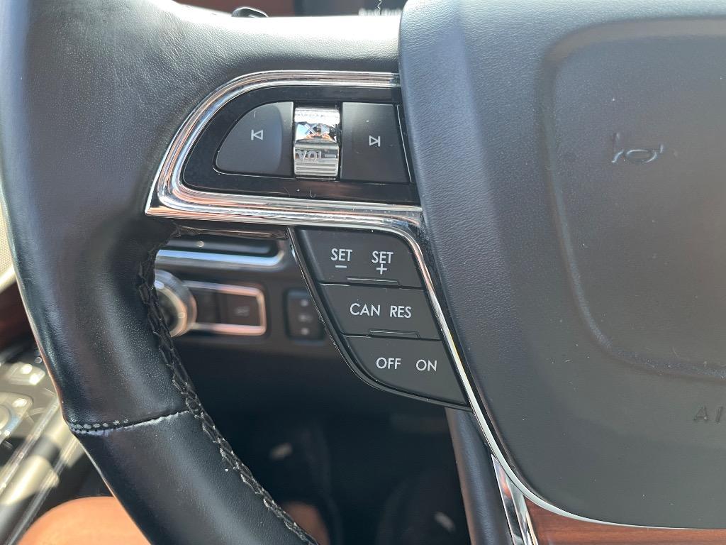2018 Lincoln Navigator Select - Photo 24
