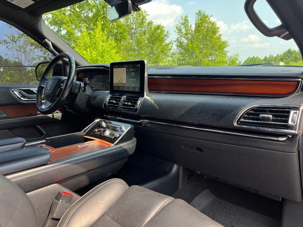 2018 Lincoln Navigator Select - Photo 40