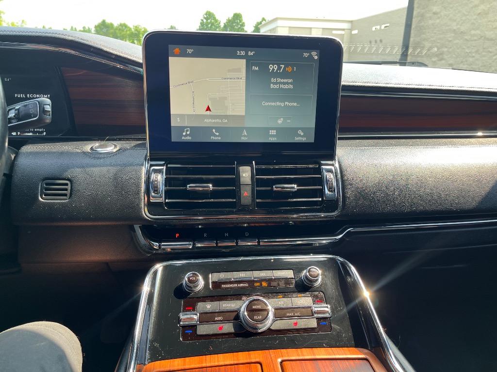 2018 Lincoln Navigator Select - Photo 17