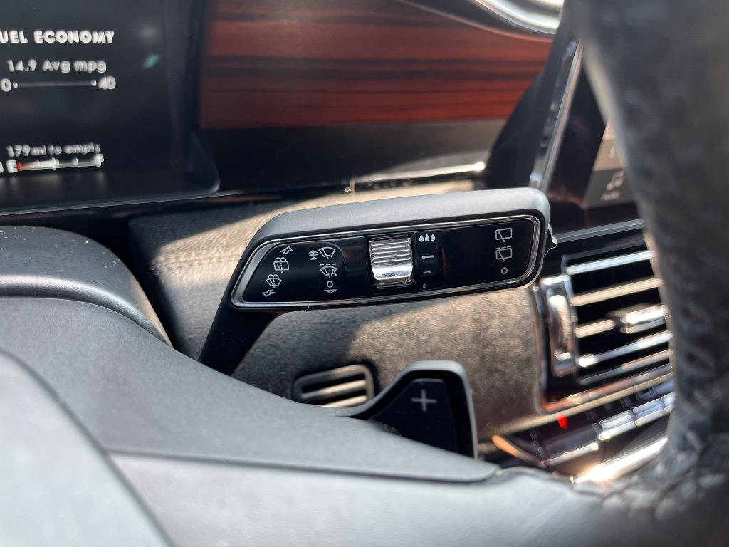 2018 Lincoln Navigator Select - Photo 21