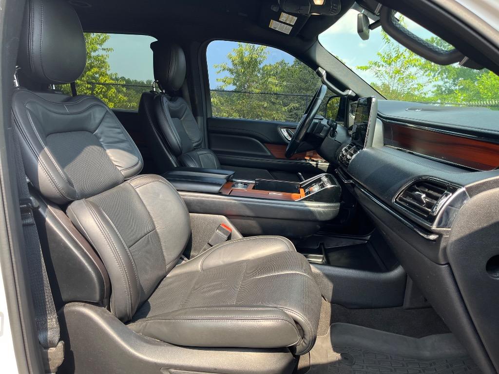 2018 Lincoln Navigator Select - Photo 41