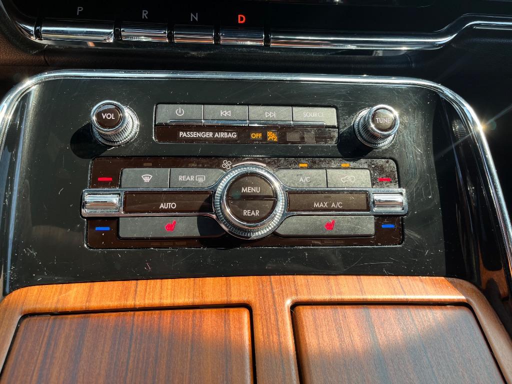 2018 Lincoln Navigator Select - Photo 15