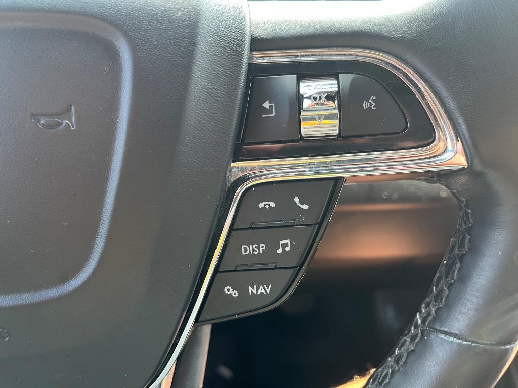 2018 Lincoln Navigator Select - Photo 25