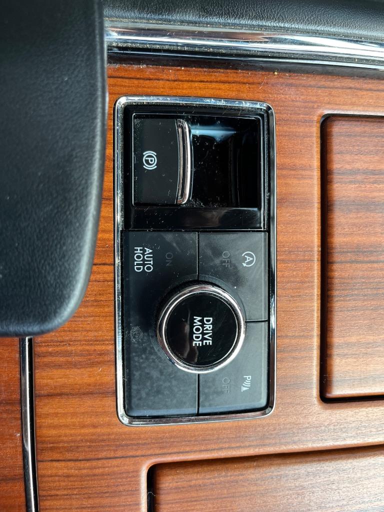 2018 Lincoln Navigator Select - Photo 16