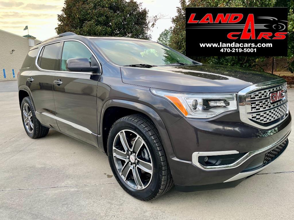 2017 GMC Acadia Denali's photo